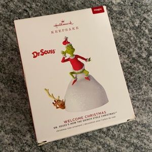 Hallmark Keepsake Dr. Seuss ‘Welcome Christmas’ 2019 ornament
